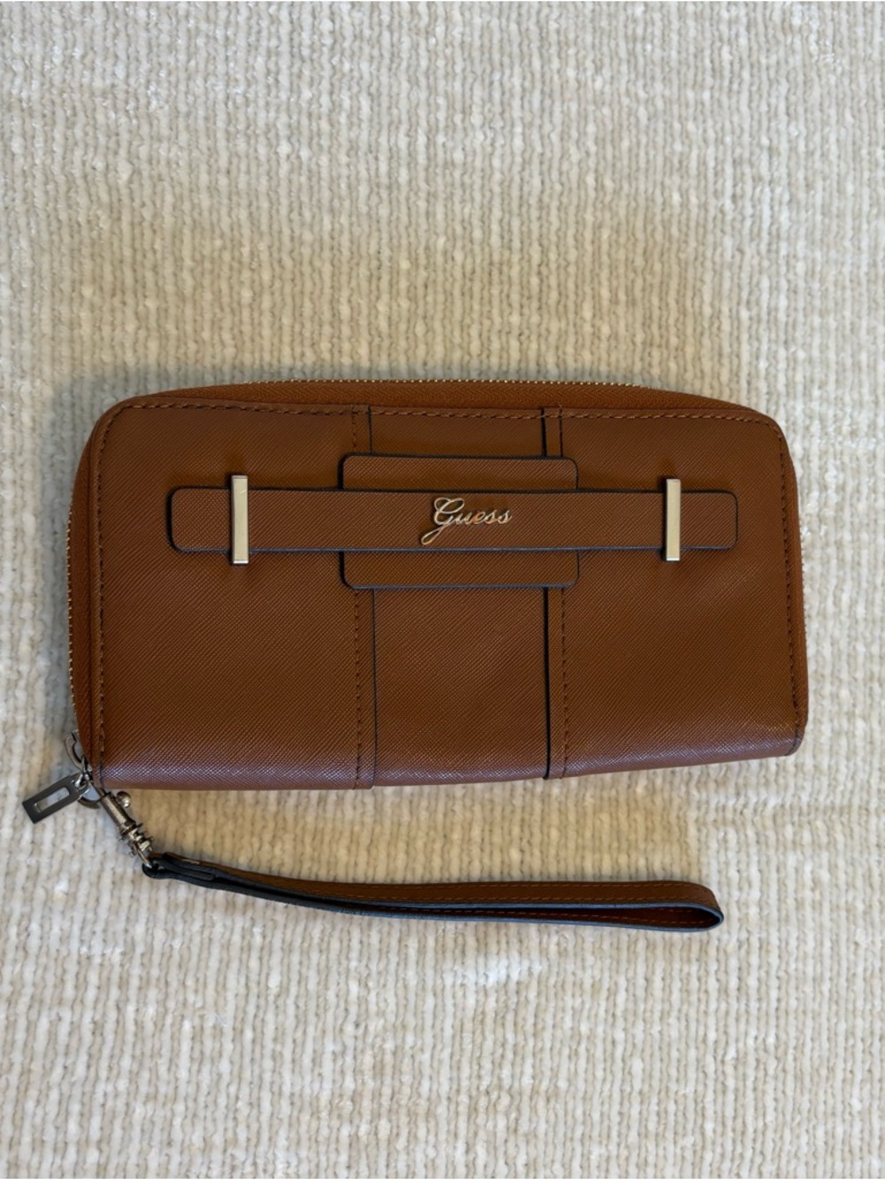Guess wallet